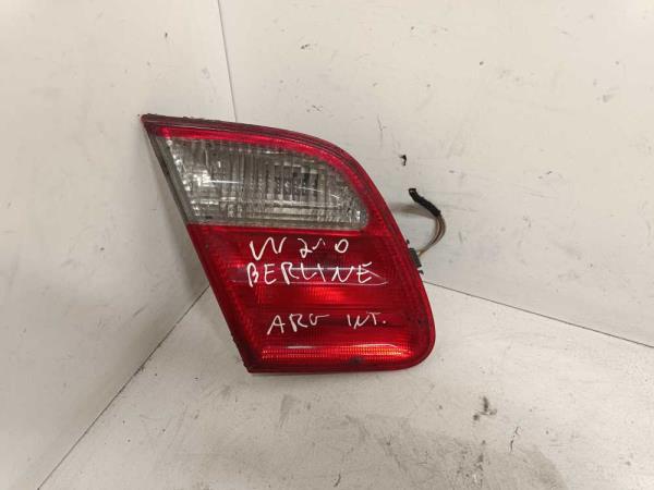 FEU ARRIERE GAUCHE MERCEDES W210 10/1999-2002 - Vue 1